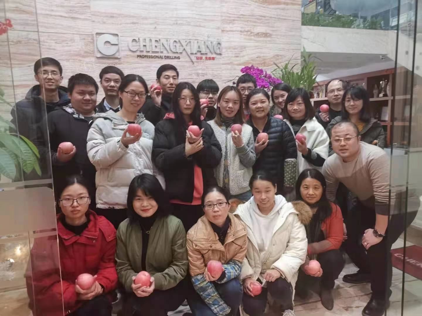 風勁帆滿圖新志，砥礪奮進正此時